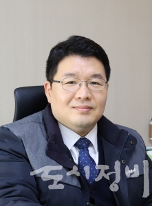 (주)신한피앤씨 강신봉 대표 / 한국도시정비협회 부회장